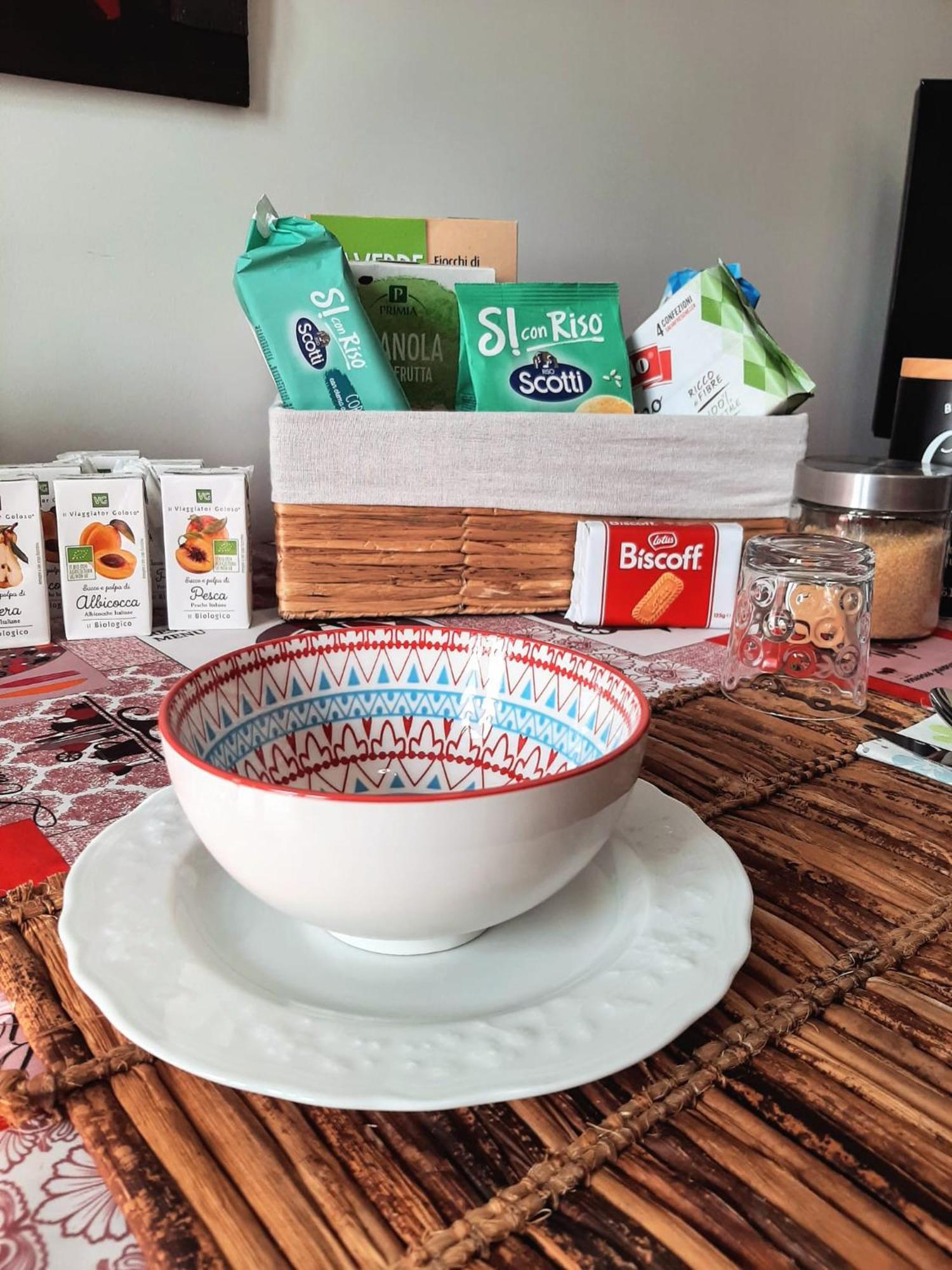 B&B Vegan La Mucca Felice - Grazioso Appartamento Nel Verde Rancio Valcuvia Екстериор снимка